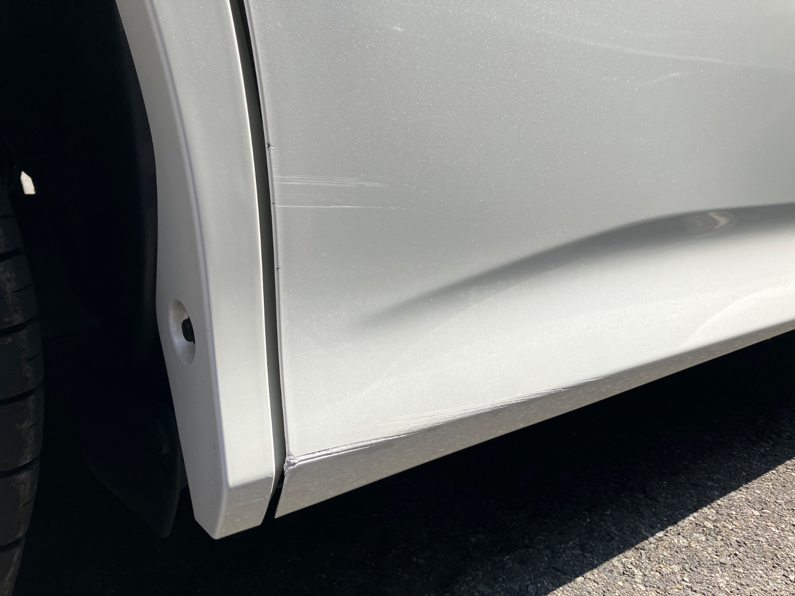 キズ・ヘコミ_27