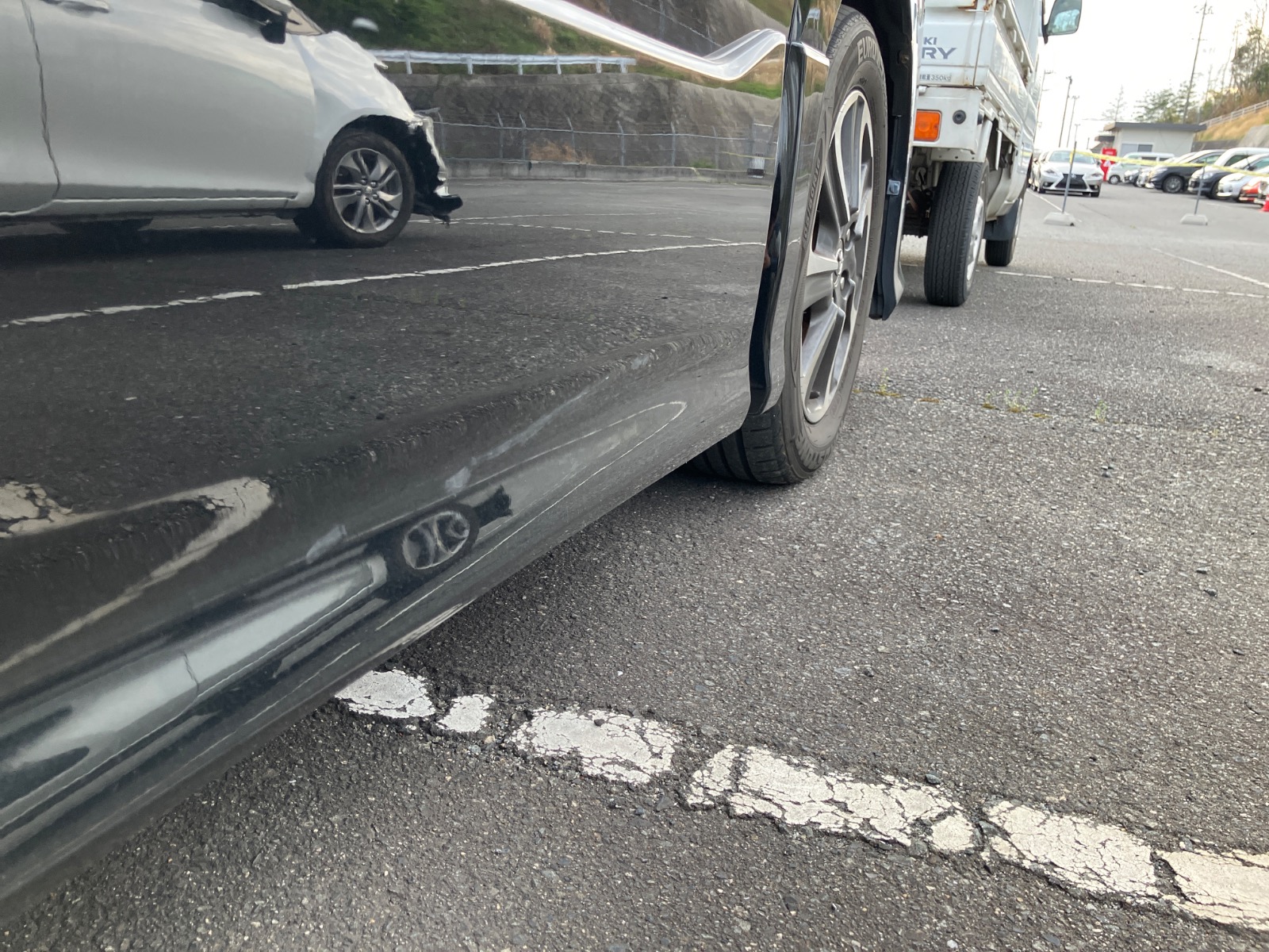 キズ・ヘコミ_18