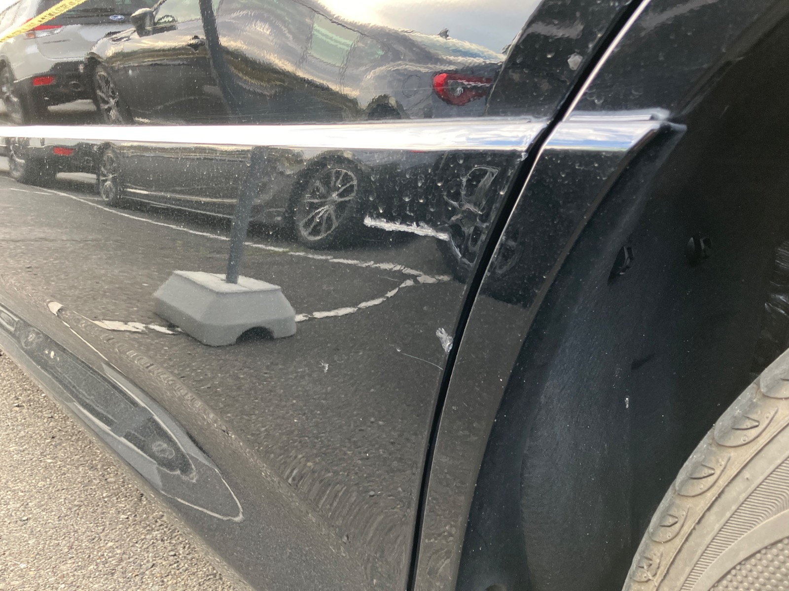 キズ・ヘコミ_25