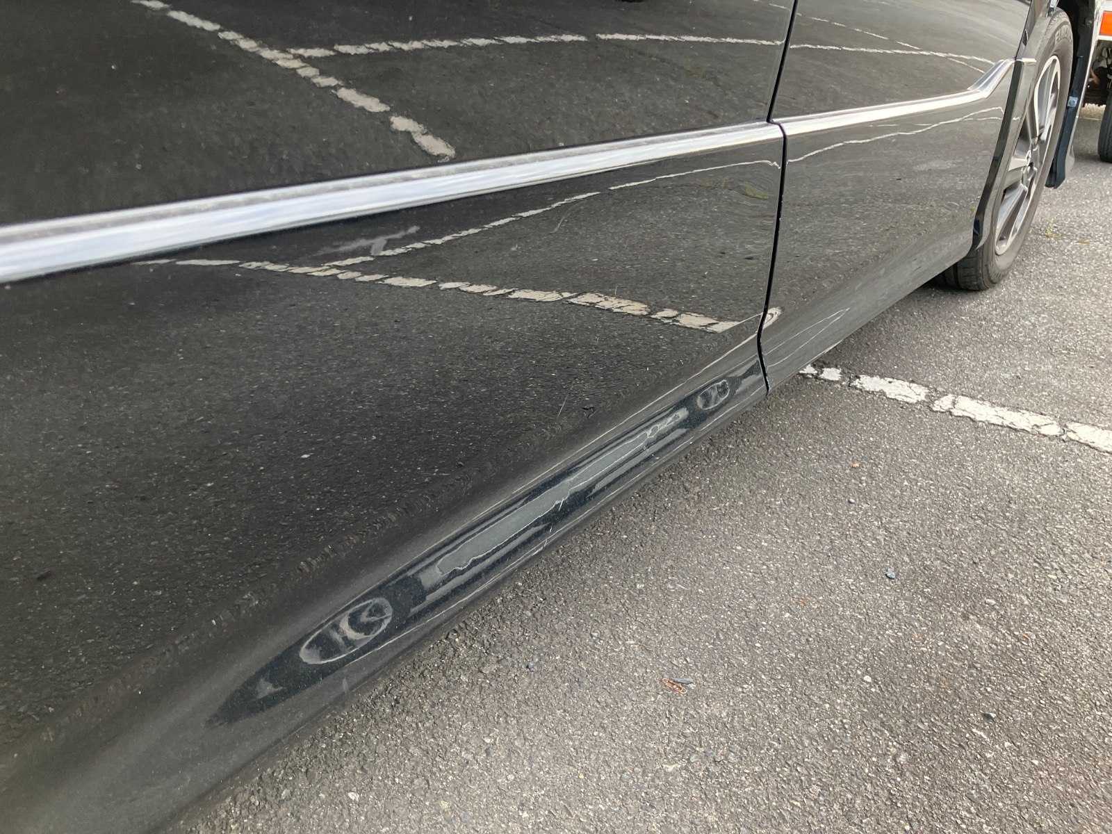 キズ・ヘコミ_26