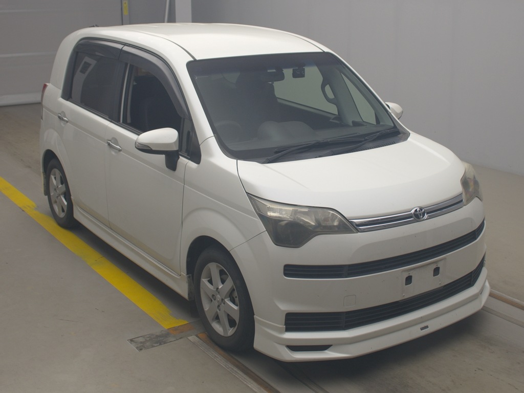 スペイド F