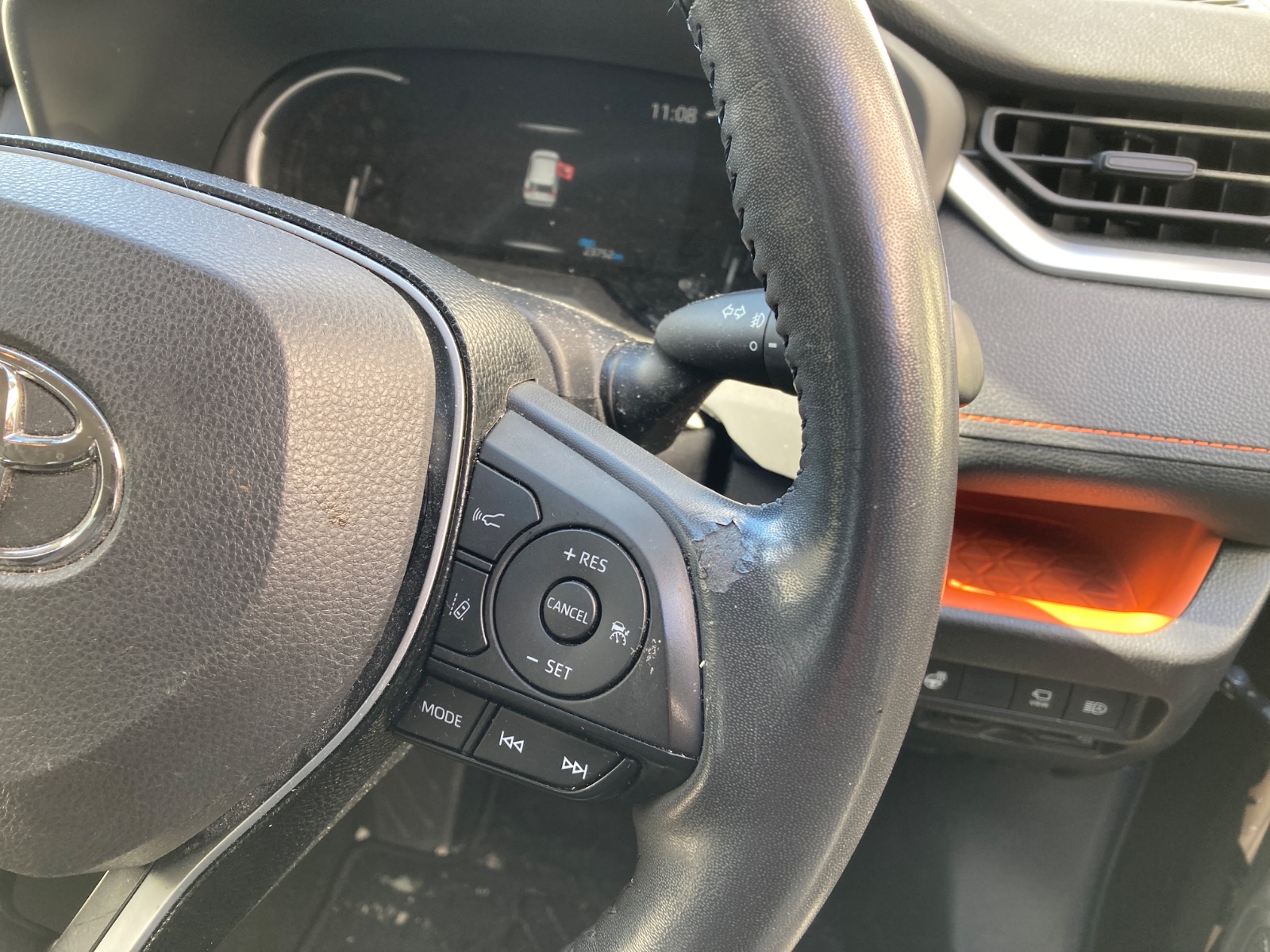 キズ・ヘコミ_64