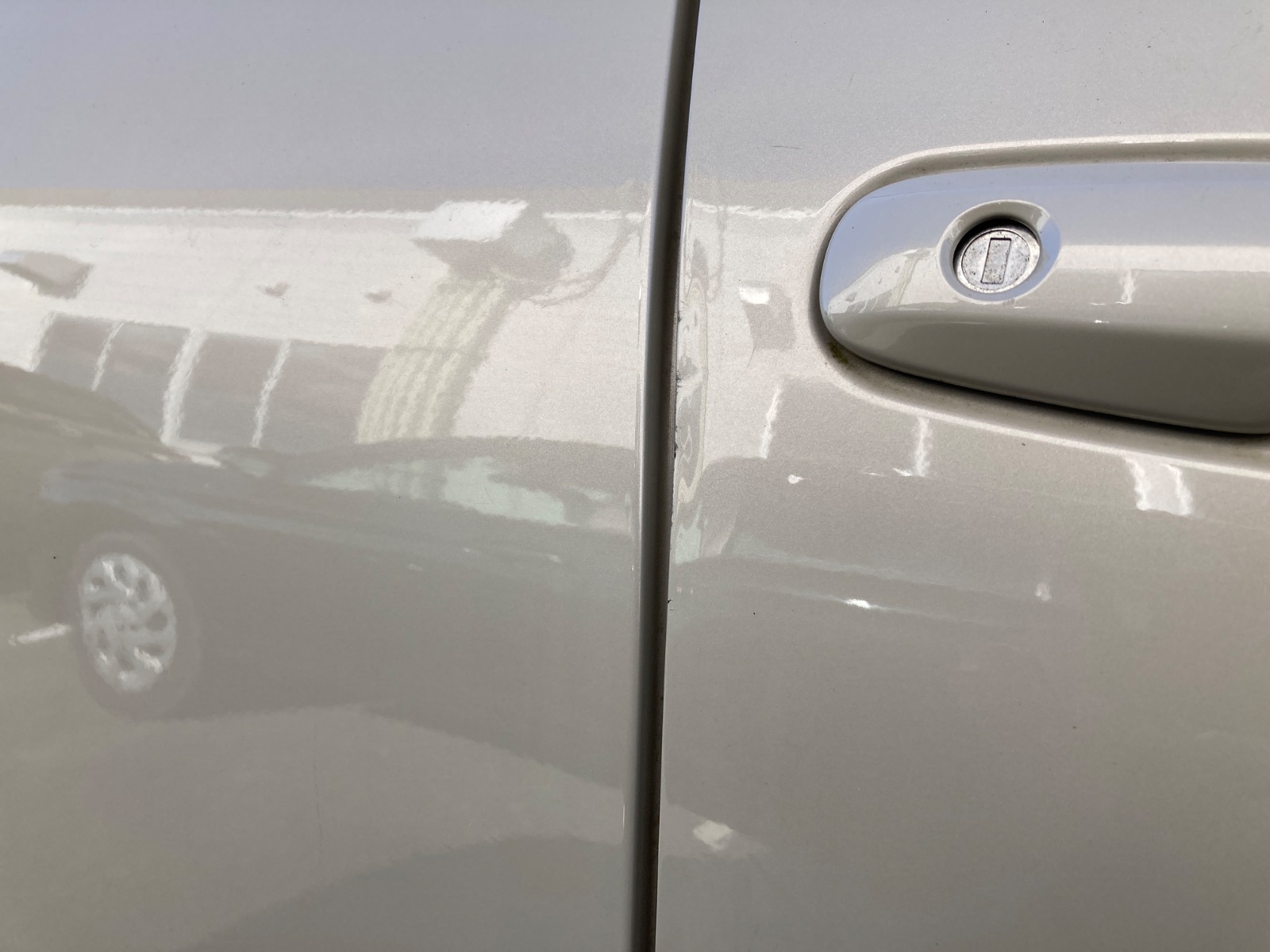 キズ・ヘコミ_19