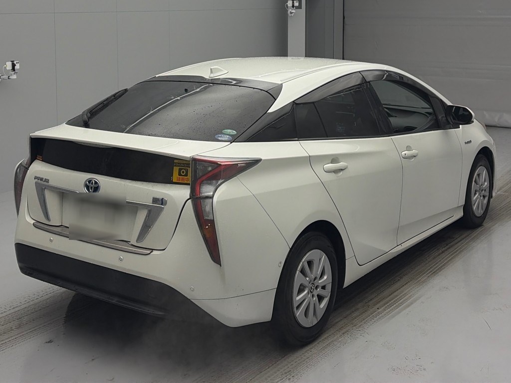 プリウス Sセ-フティ-プラス