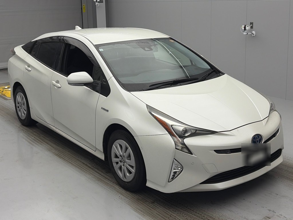 プリウス Sセ-フティ-プラス