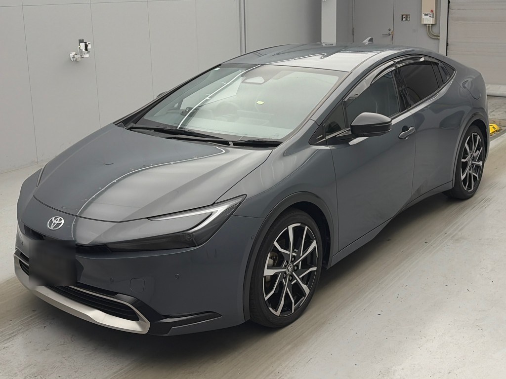 トヨタ プリウスPHEV Z