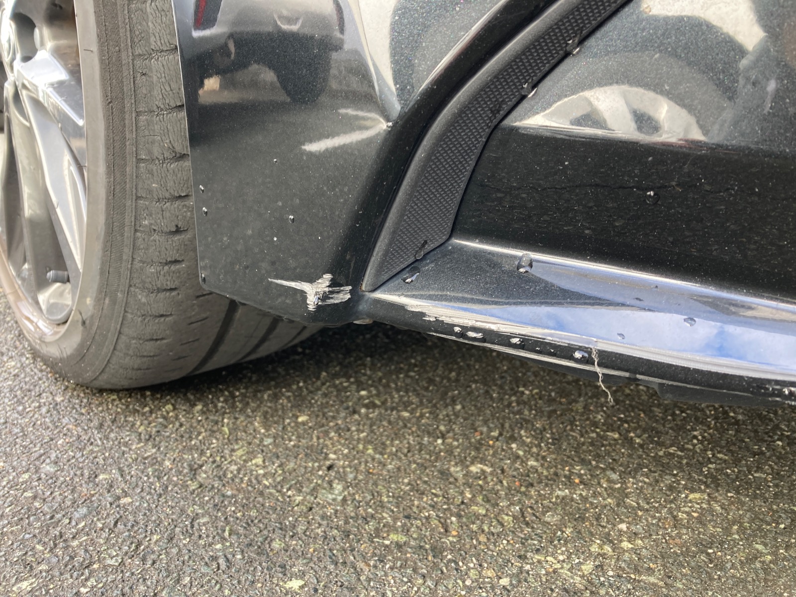 キズ・ヘコミ_06