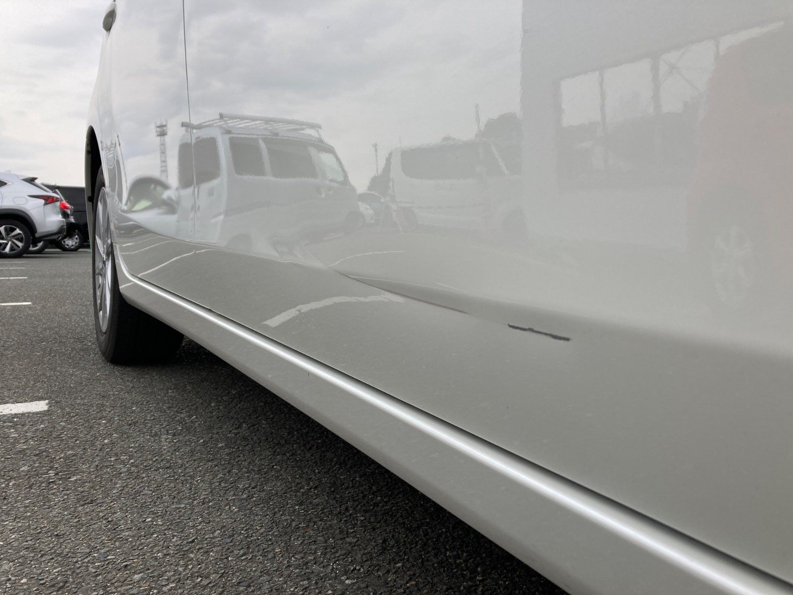 キズ・ヘコミ_18