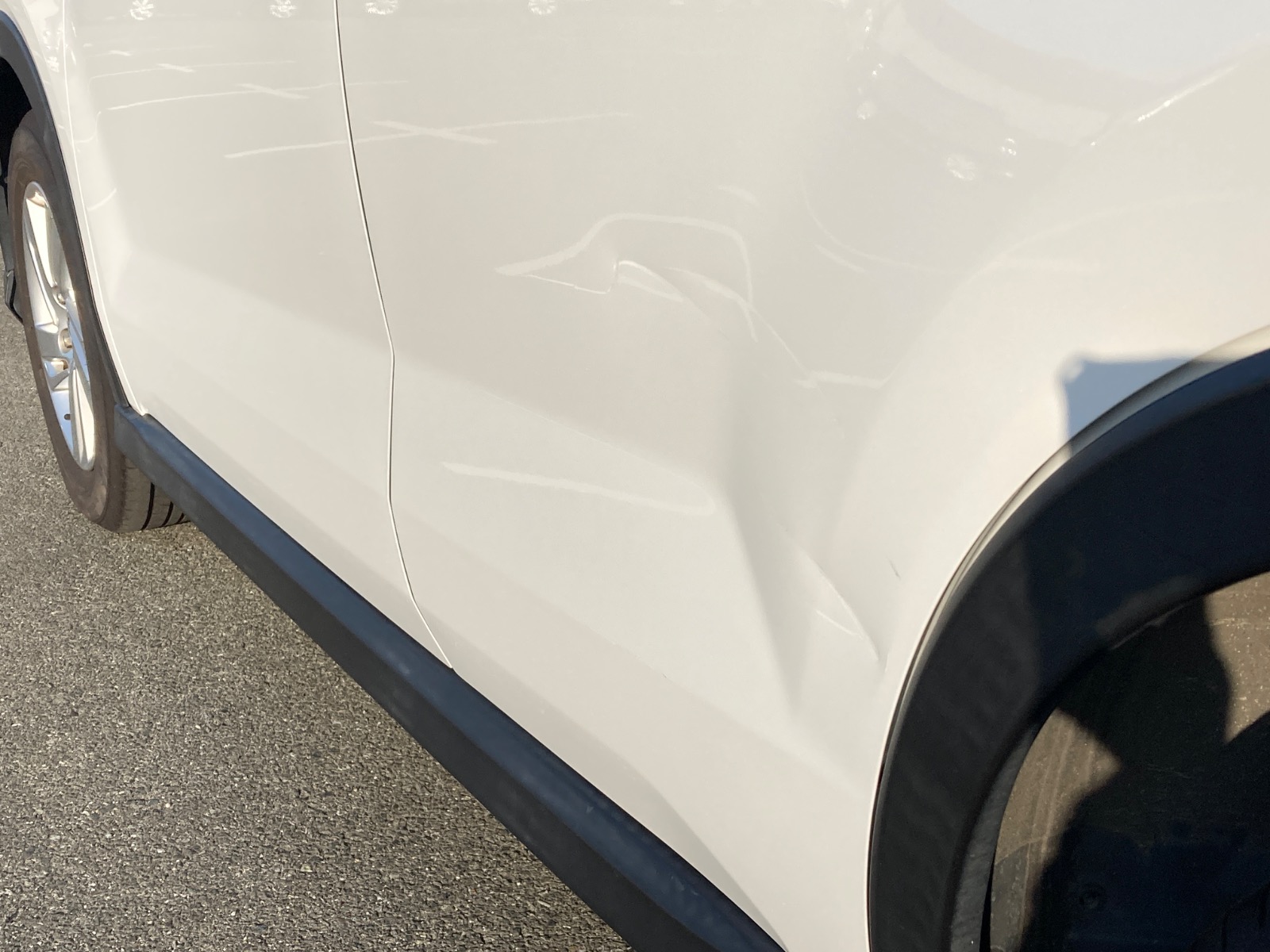 キズ・ヘコミ_25