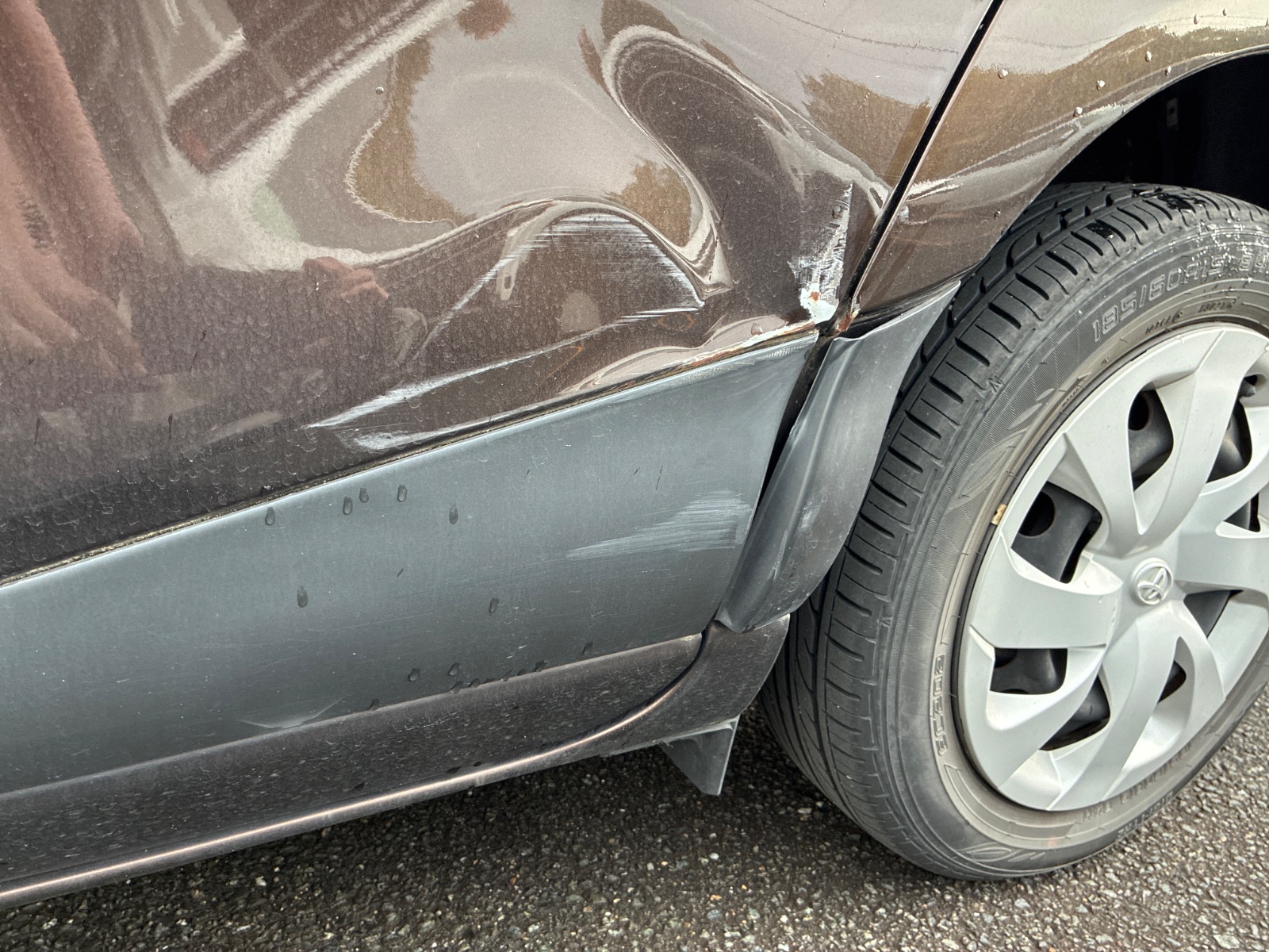 キズ・ヘコミ_25