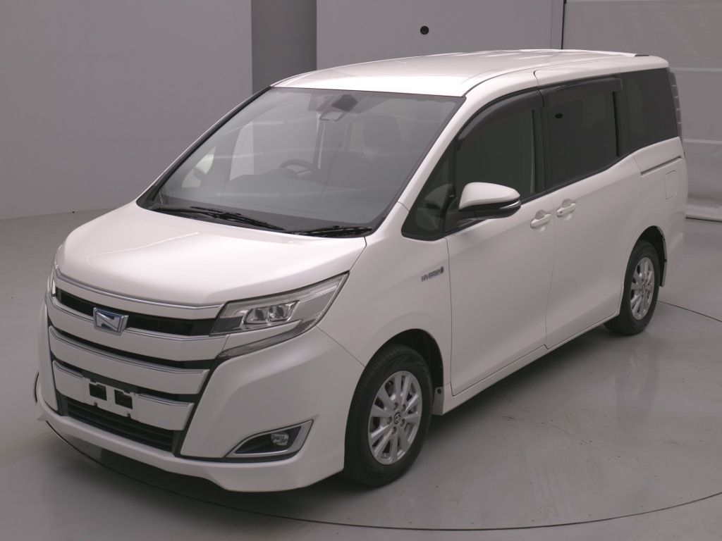 トヨタ ノア HEV G