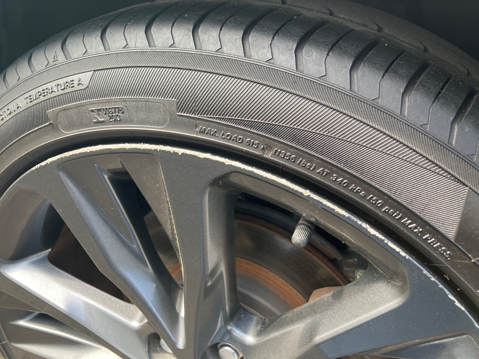 キズ・ヘコミ_61