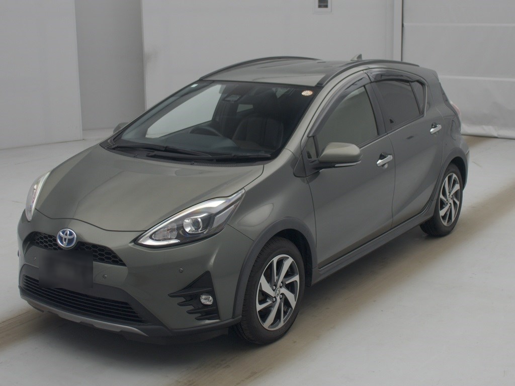 アクア クロスオーバー グラム