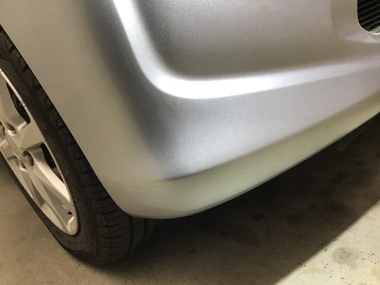 キズ・ヘコミ_06