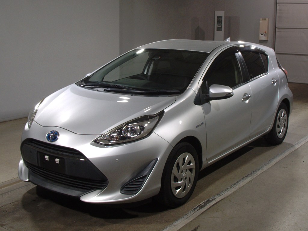 アクア Sスタイルブラック