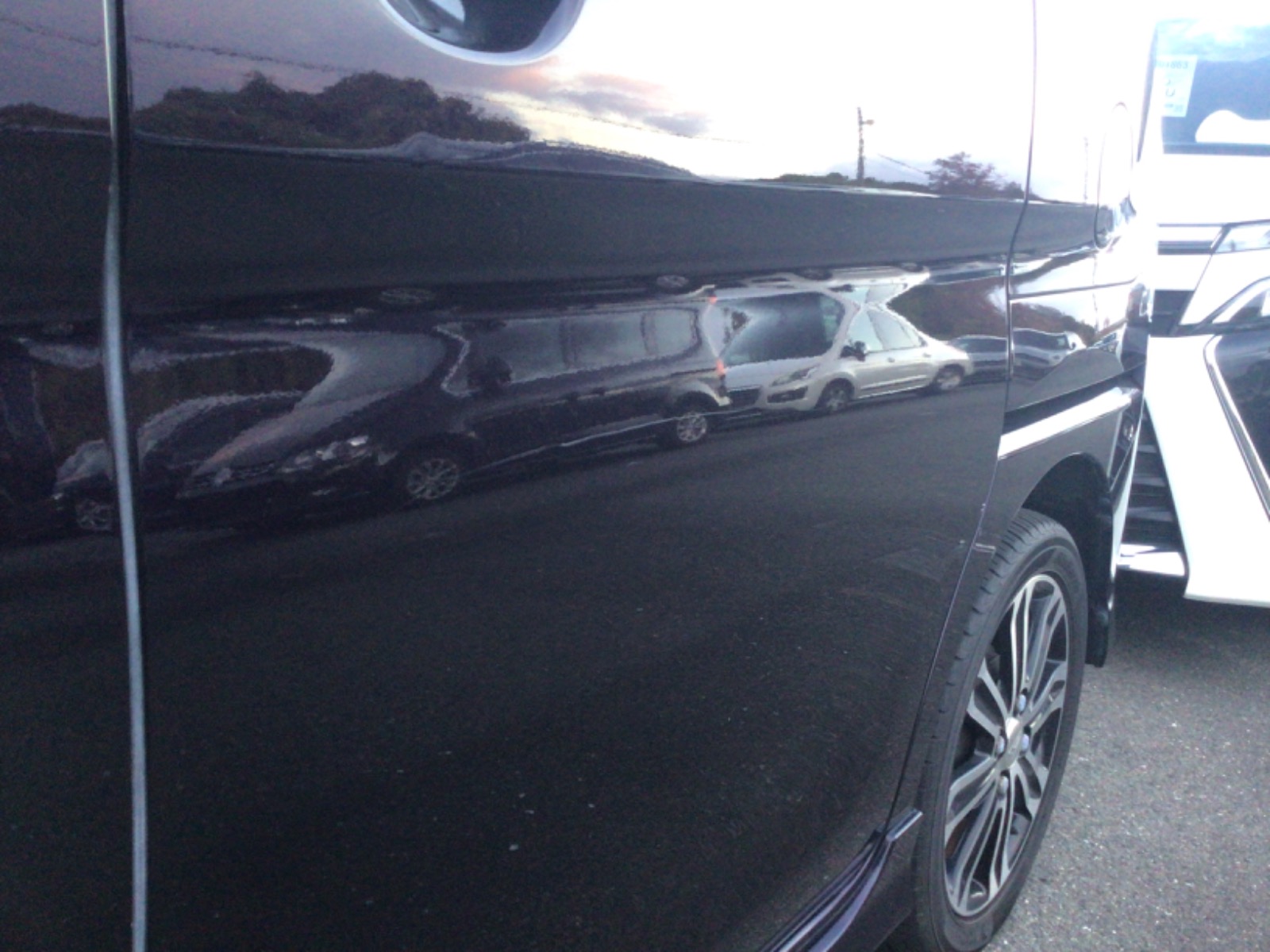 キズ・ヘコミ_24