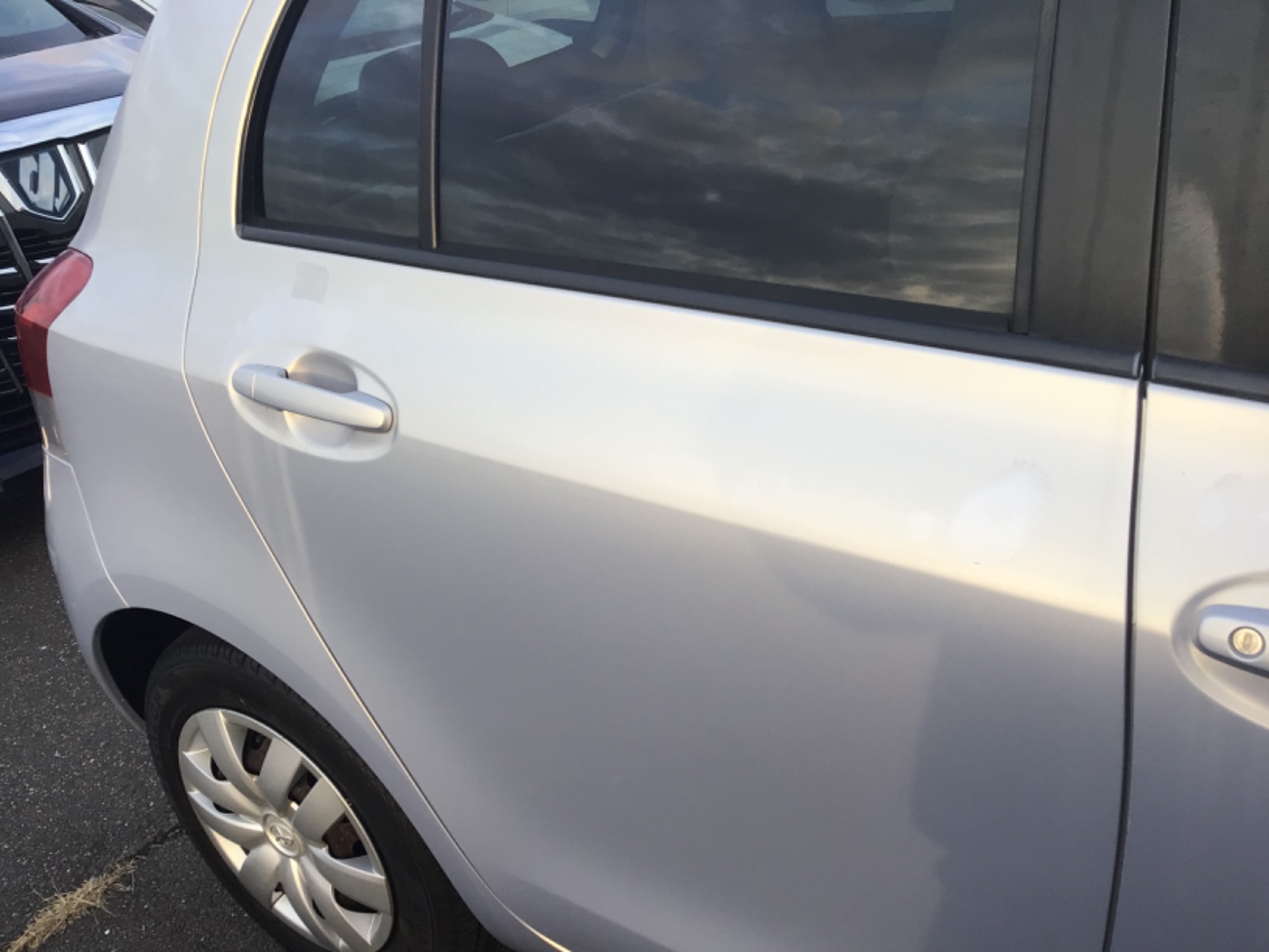 キズ・ヘコミ_26