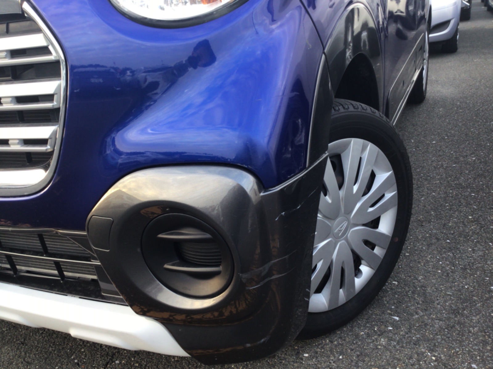 キズ・ヘコミ_05