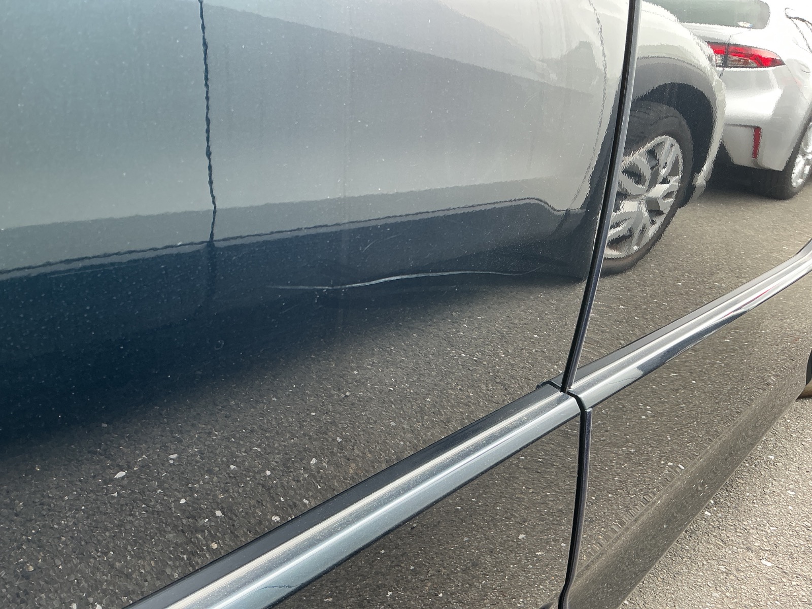 キズ・ヘコミ_26