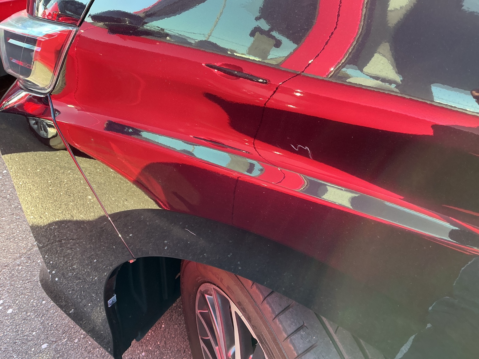 キズ・ヘコミ_10