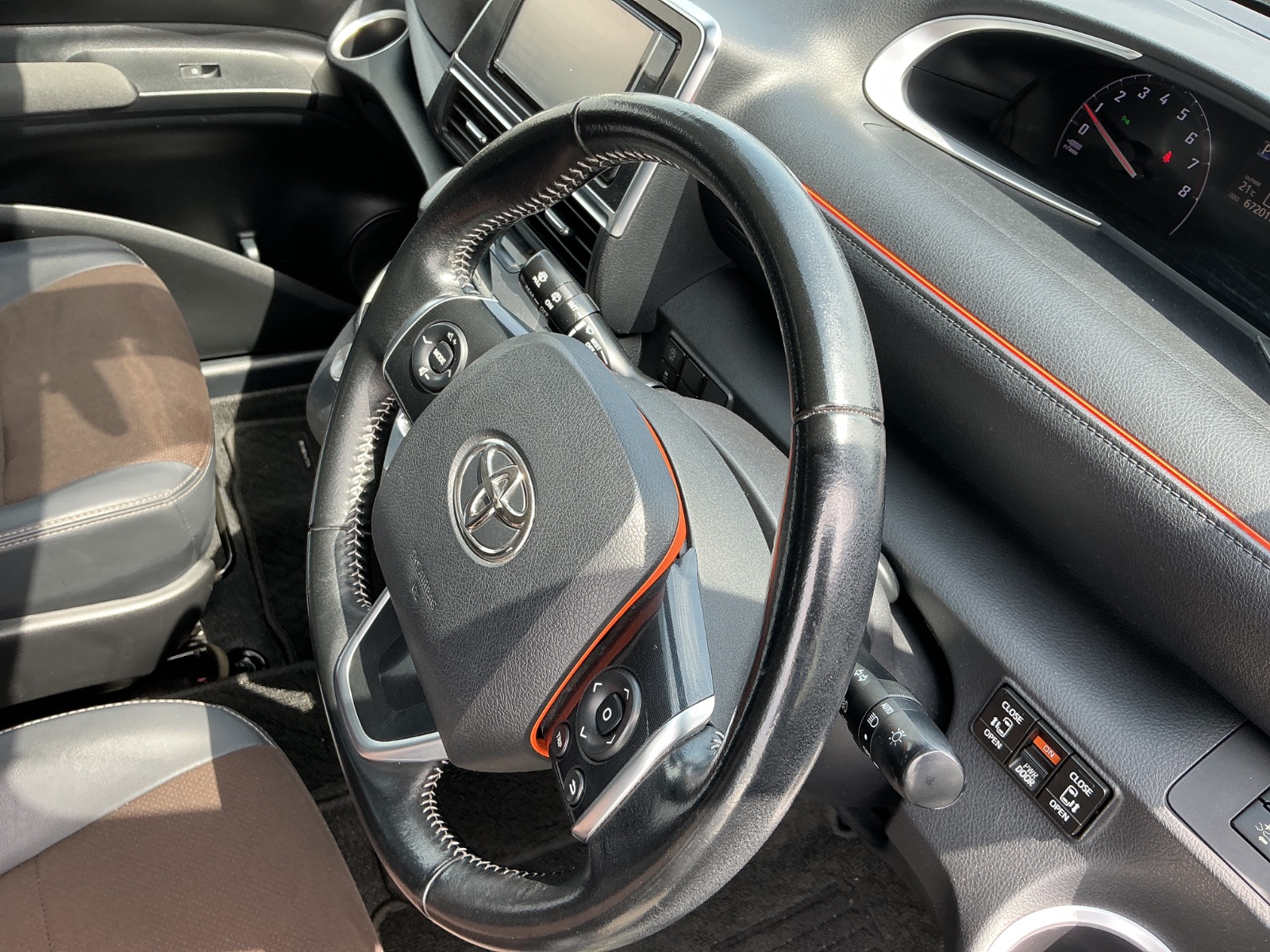 キズ・ヘコミ_64