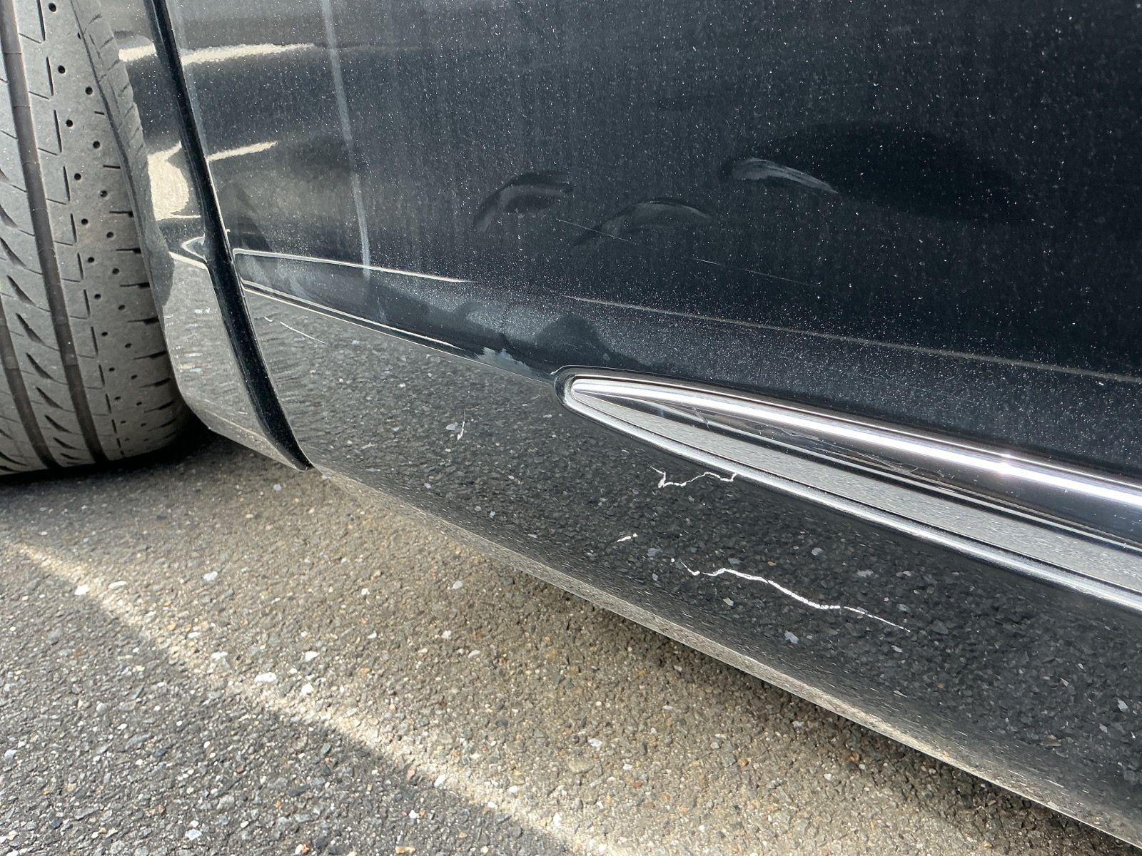 キズ・ヘコミ_16