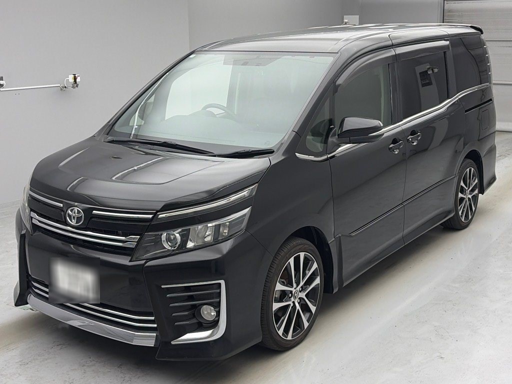 トヨタ ヴォクシー ZS 7ニン