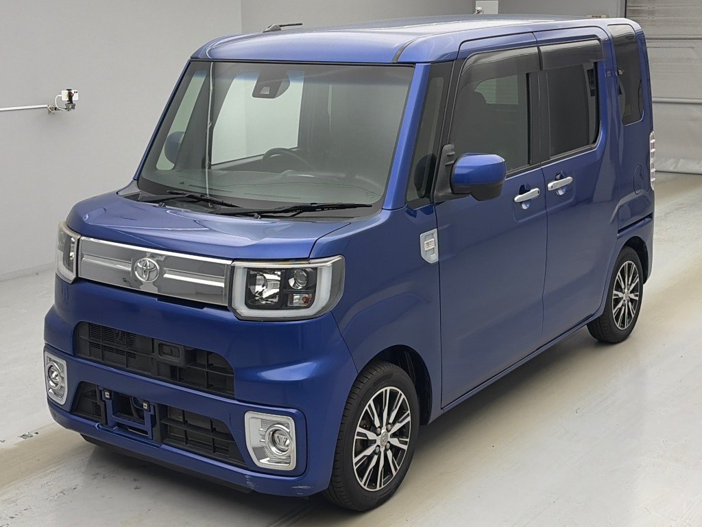 トヨタ ピクシスメガ Gターボ SA2