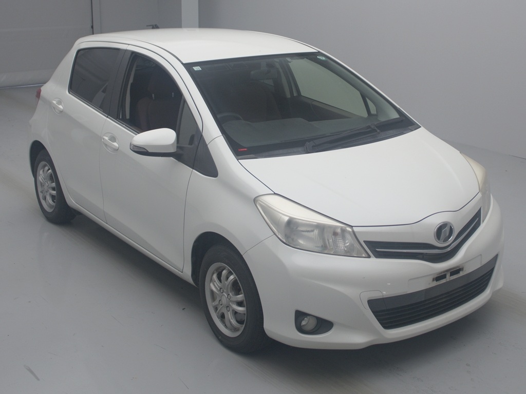 ヴィッツ ジュエラ