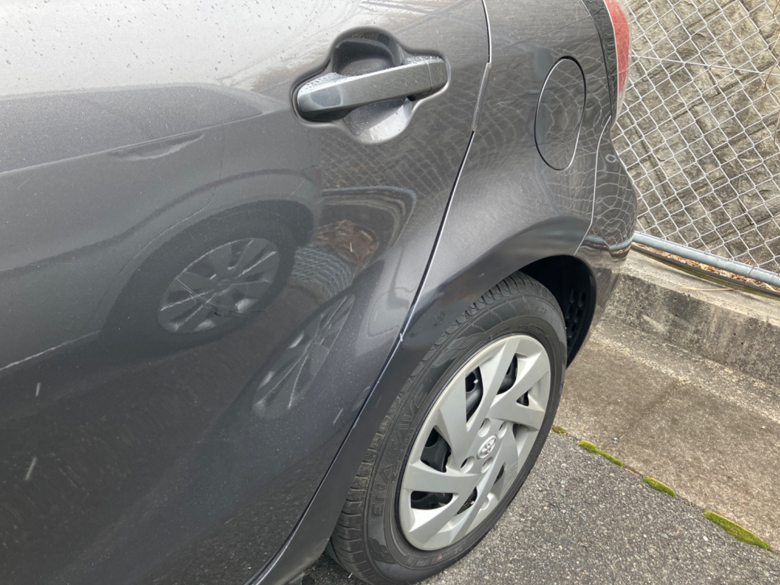 キズ・ヘコミ_38