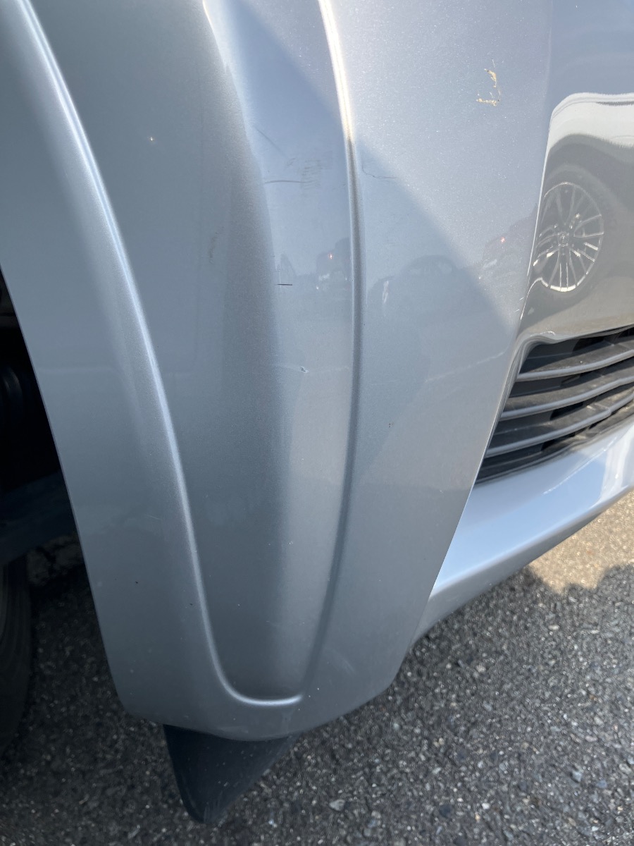 キズ・ヘコミ_06