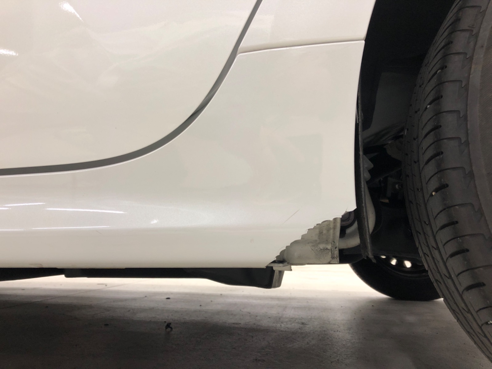 キズ・ヘコミ_64