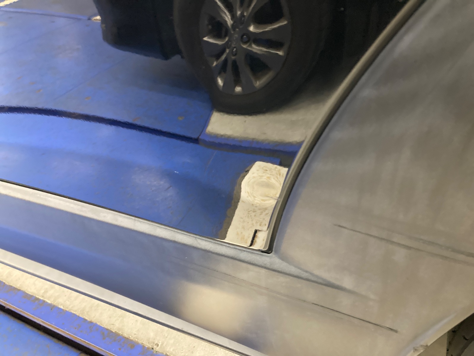 キズ・ヘコミ_24