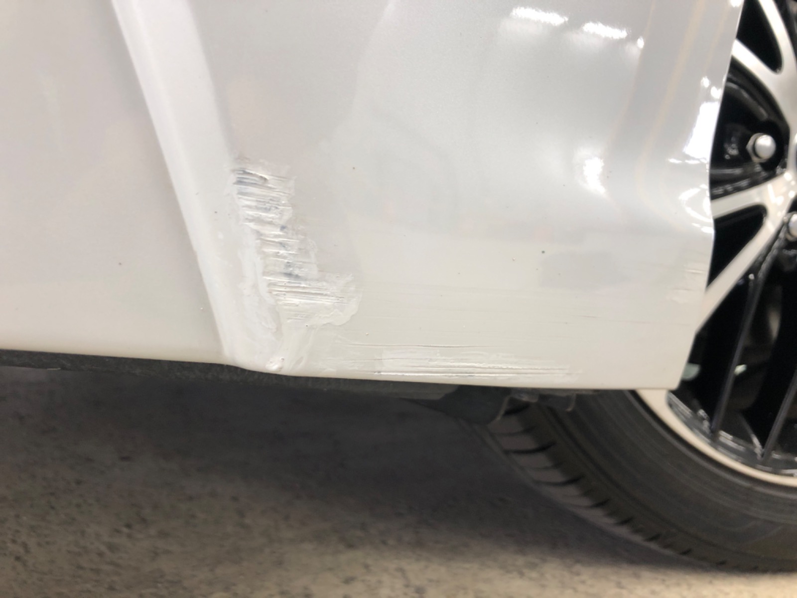 キズ・ヘコミ_05