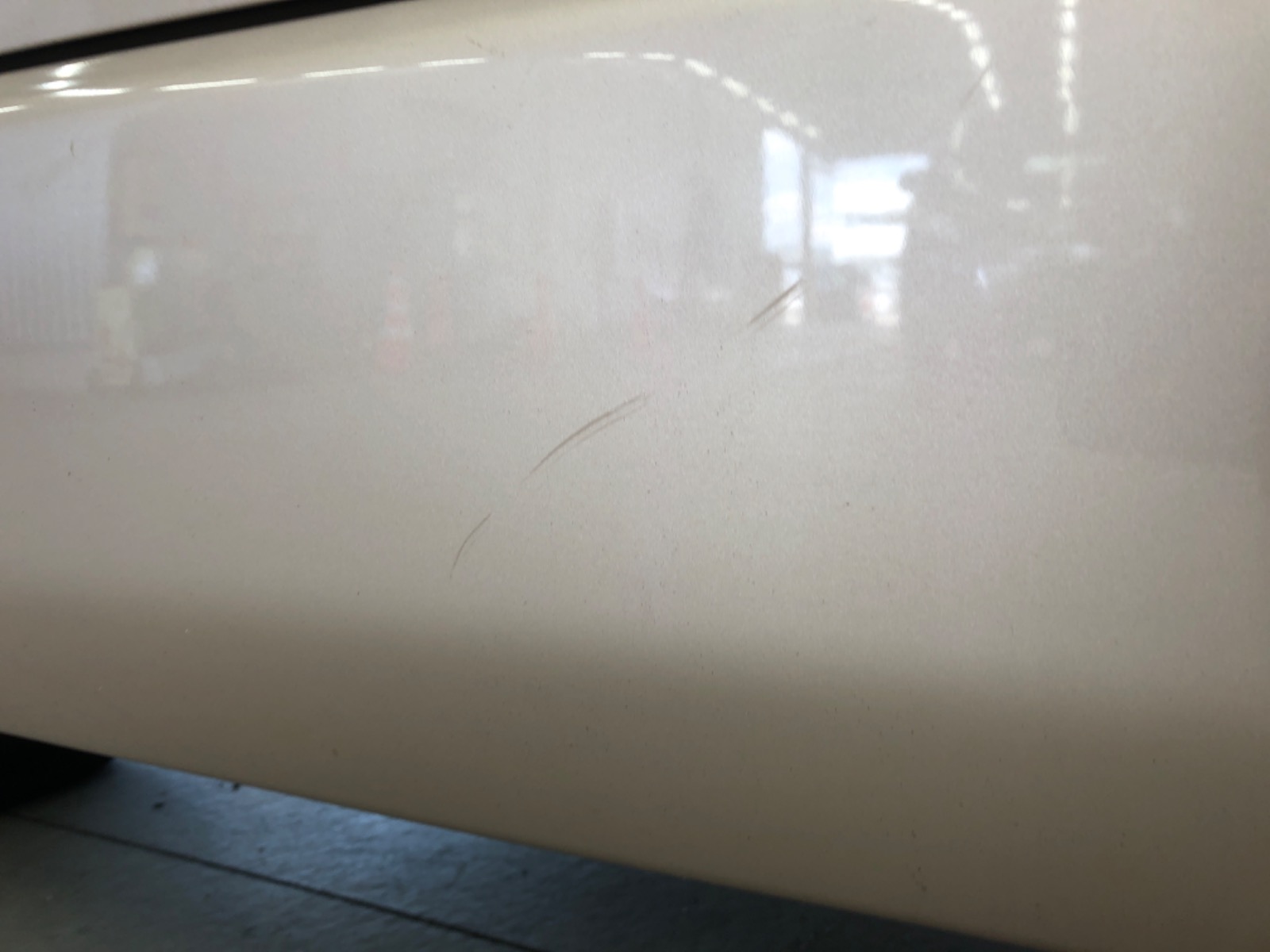 キズ・ヘコミ_56