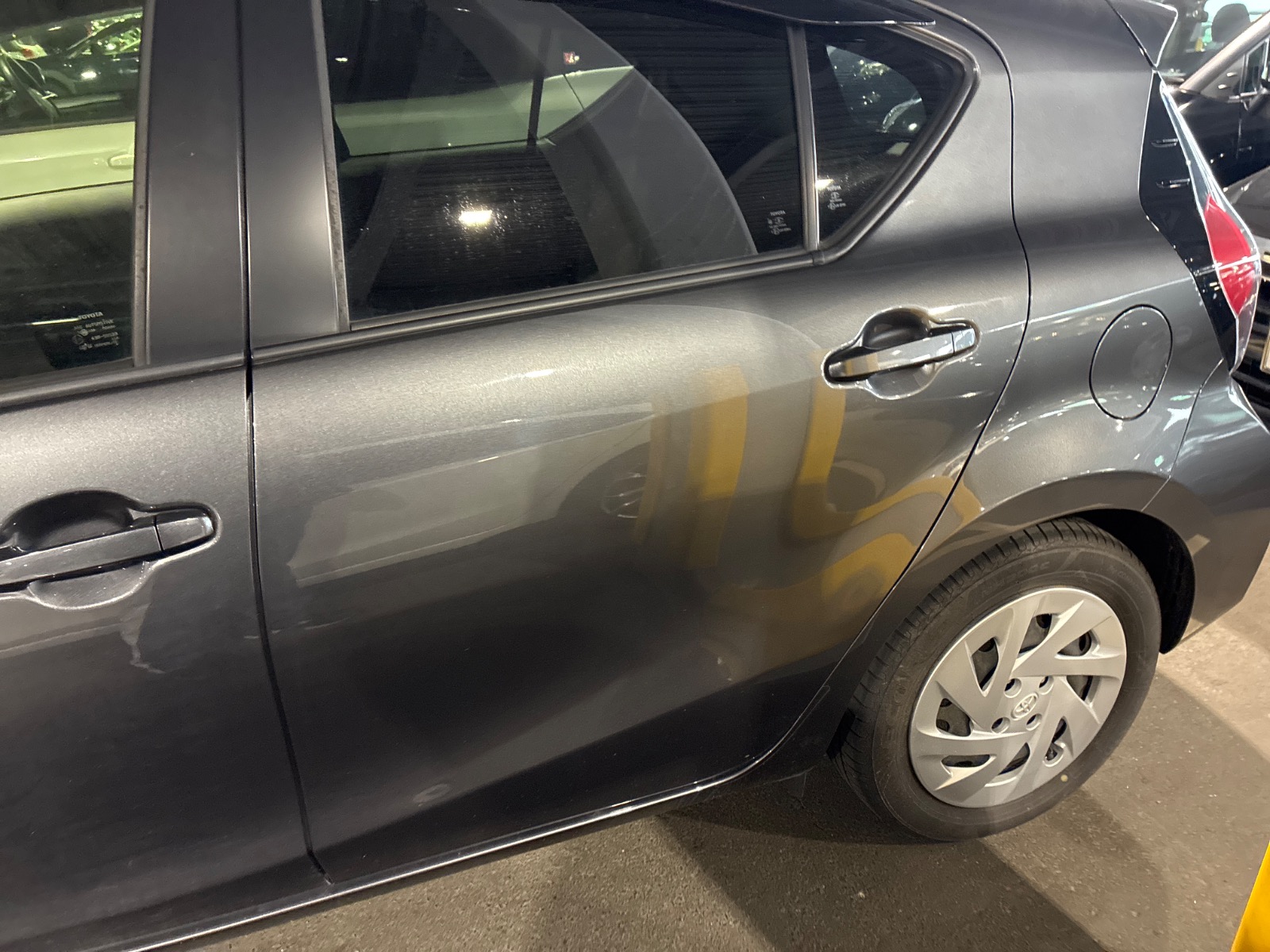 キズ・ヘコミ_64