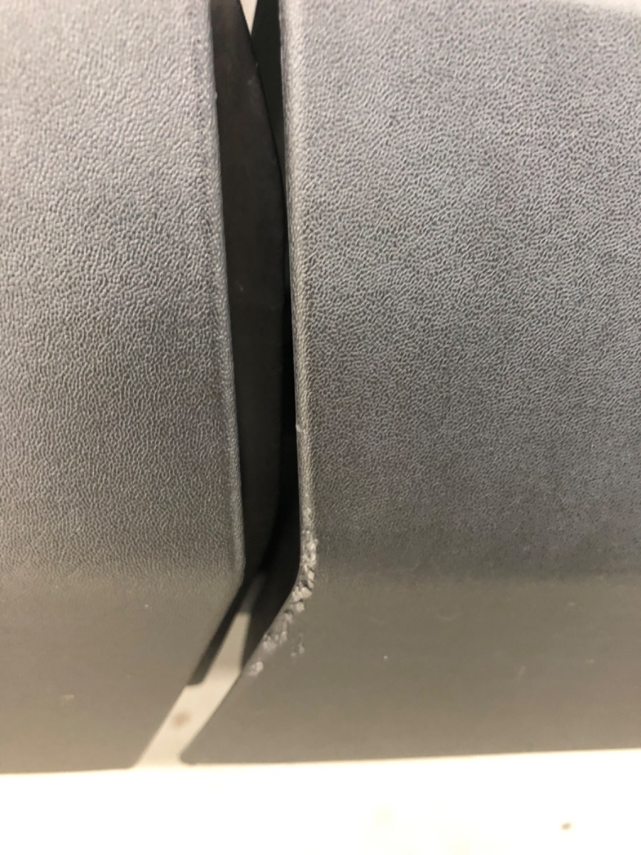 キズ・ヘコミ_19