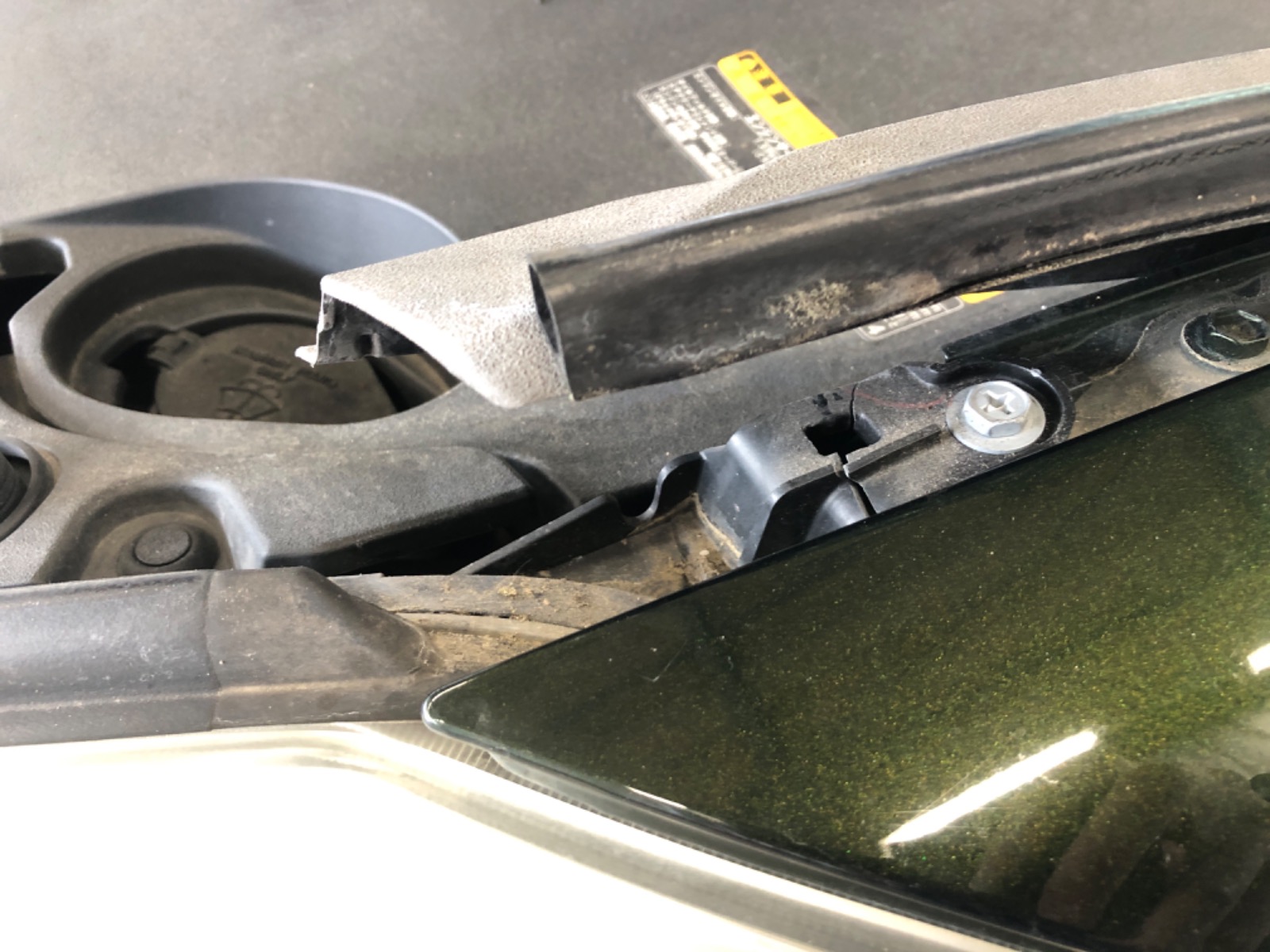 キズ・ヘコミ_64