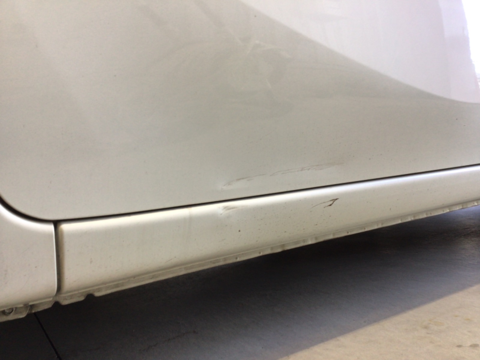 キズ・ヘコミ_17