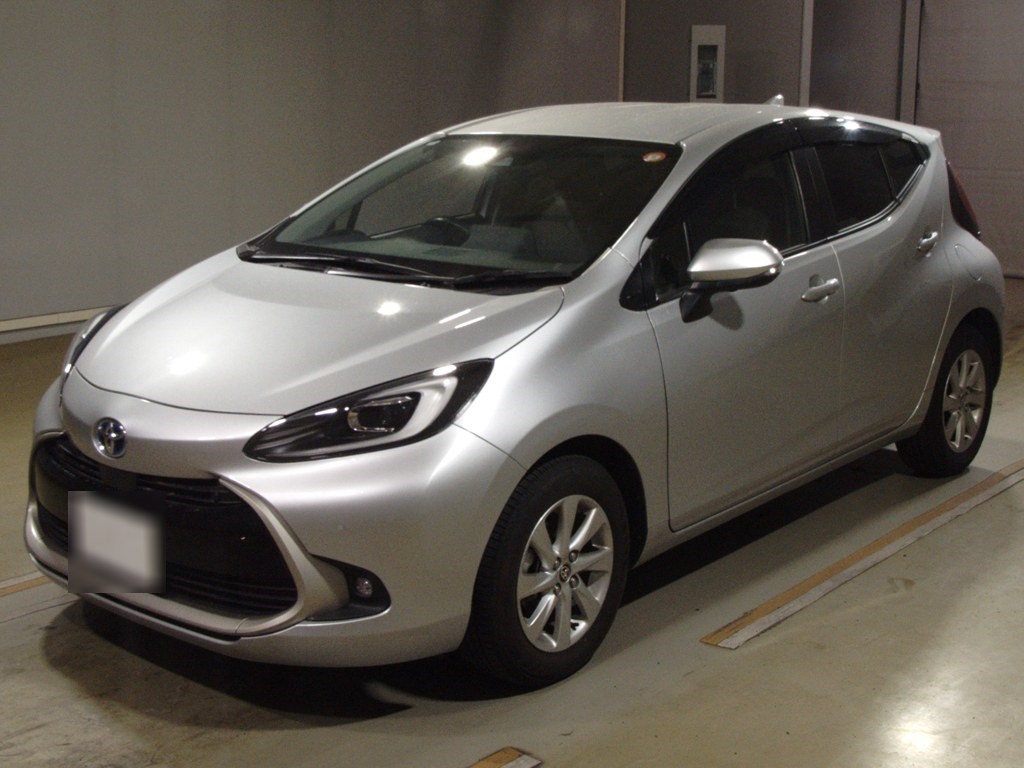 トヨタ アクア Z