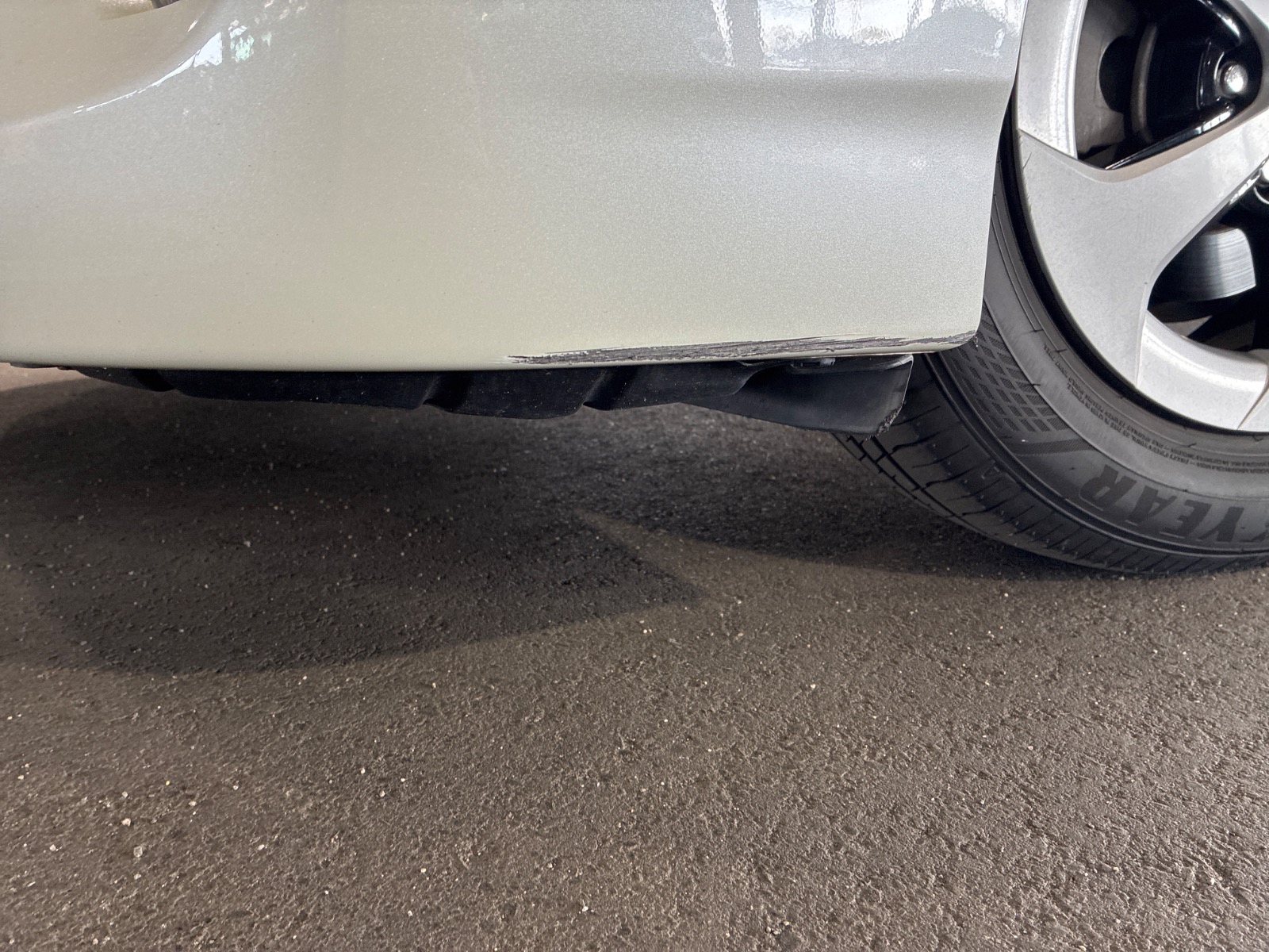 キズ・ヘコミ_05