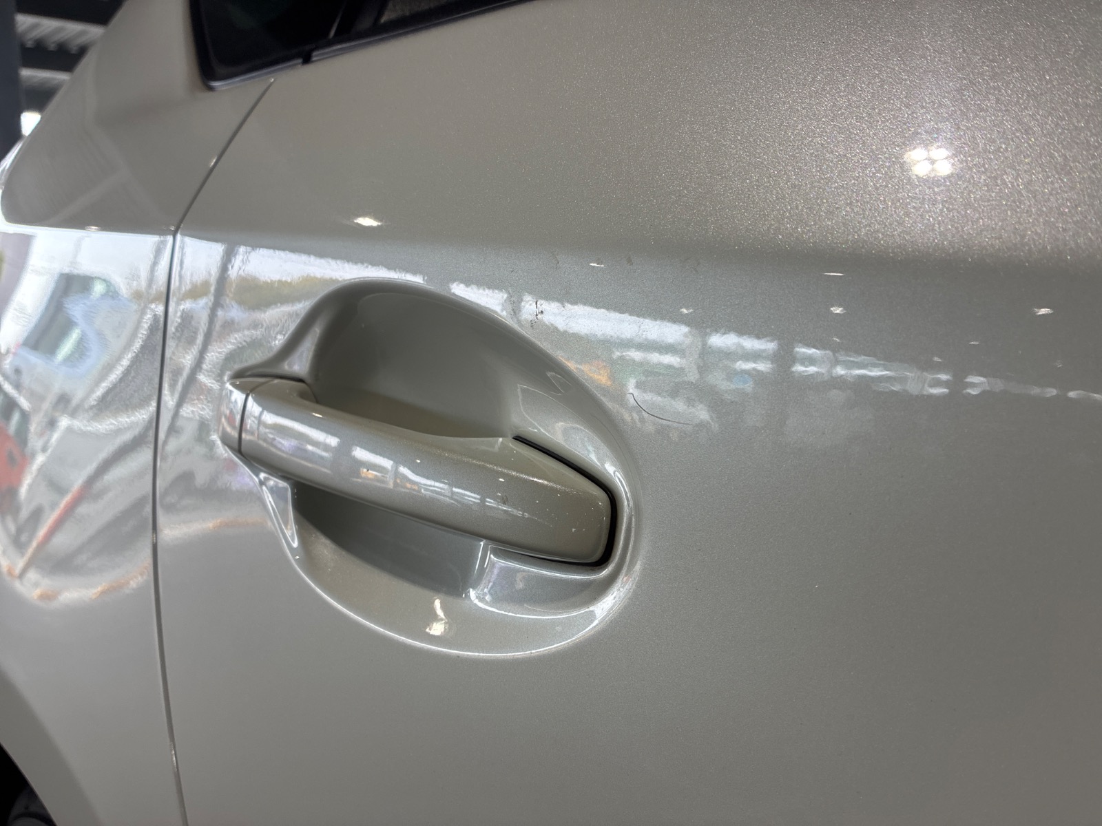 キズ・ヘコミ_27