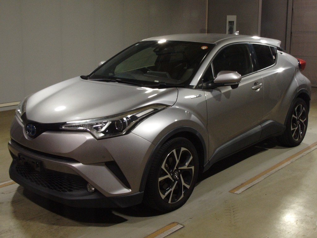 トヨタ C-HR G