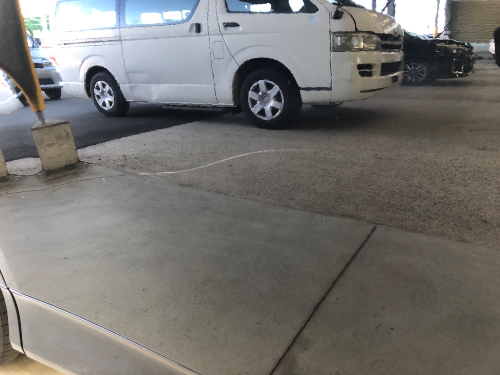 キズ・ヘコミ_26