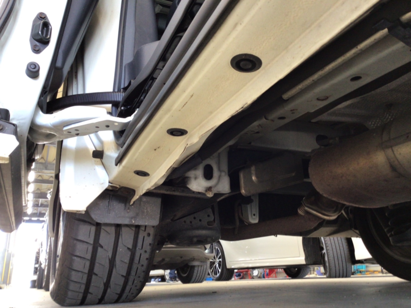 キズ・ヘコミ_23