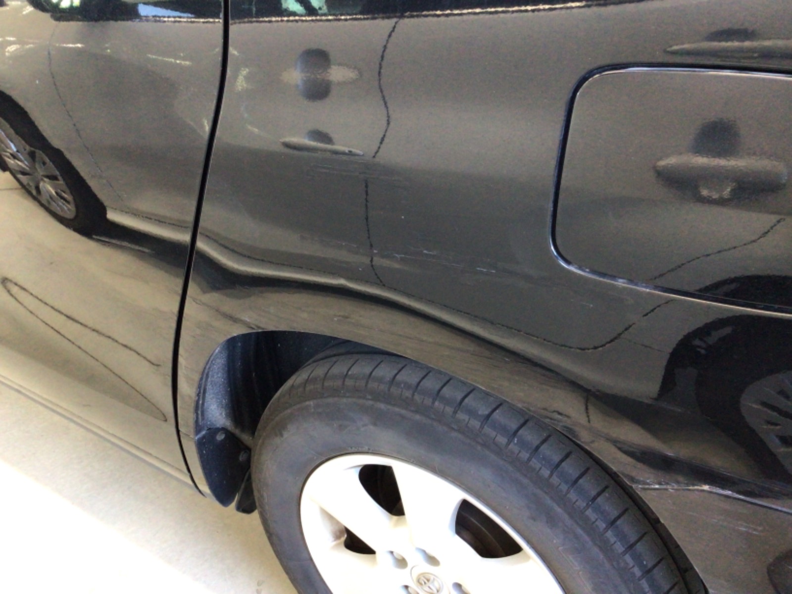 キズ・ヘコミ_38