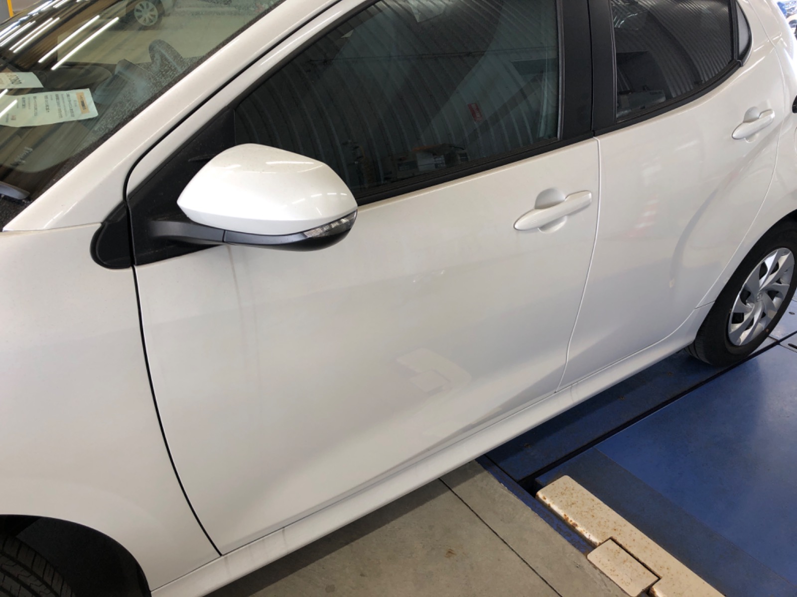 キズ・ヘコミ_66