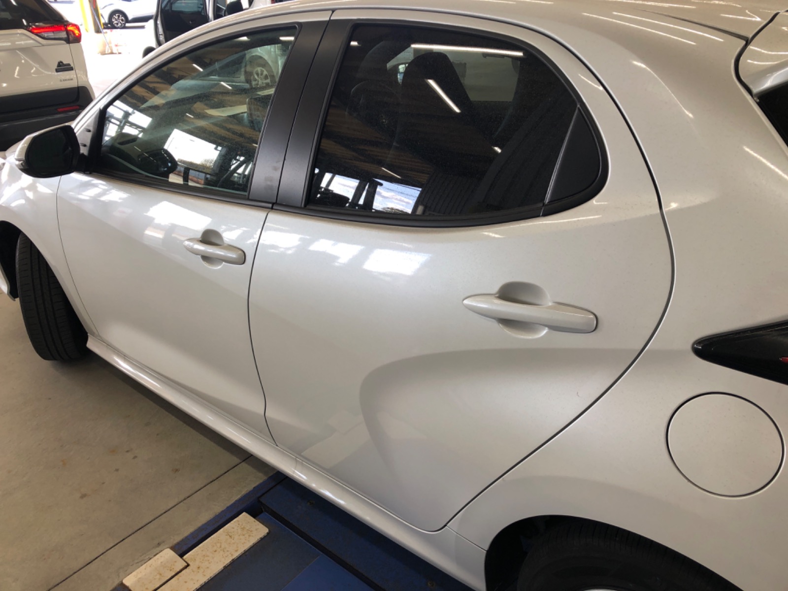 キズ・ヘコミ_67