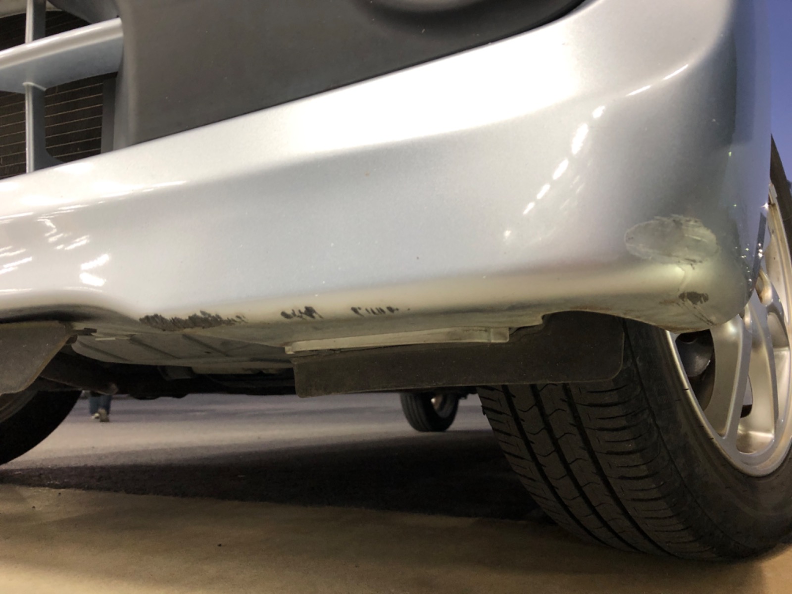 キズ・ヘコミ_05