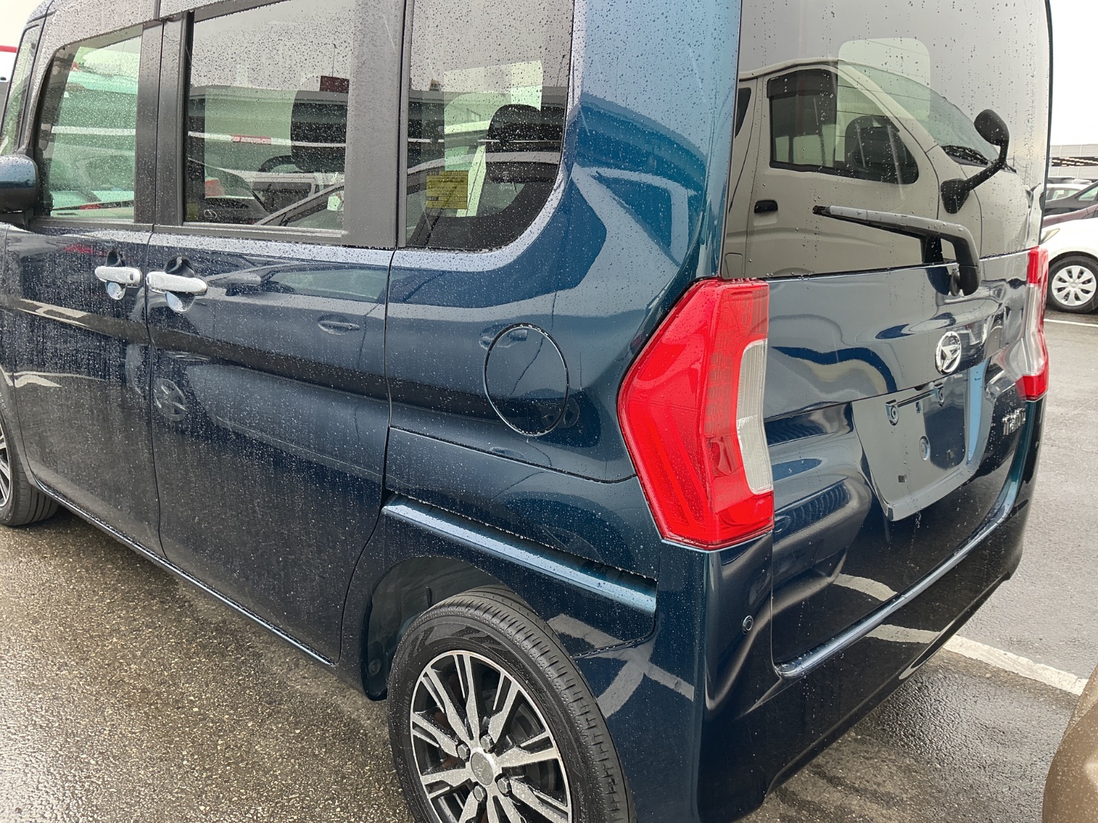 キズ・ヘコミ_65